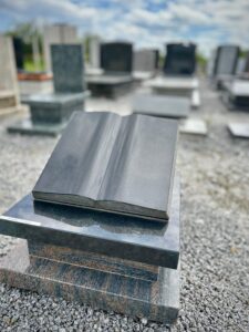 Kamieniarstwo-Archon-Wroclaw-nagrobek-urnowy