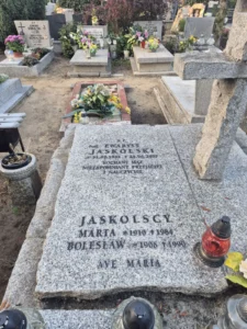 Renowacje nagrobków - po